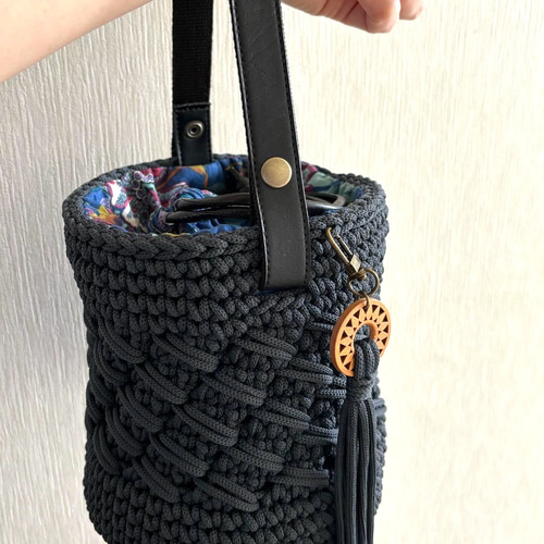 ゆきんこ様 バケツ型 トートバッグ ハンドメイド 手編みバケツ型バッグ バケツバッグ Chococo 通販 17937125