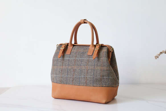 ★限量2件！ ★超人氣！手工製作的扣環皮革兩用單肩包。 第2張的照片