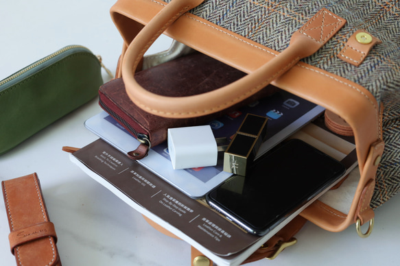 ★限量2件！ ★超人氣！手工製作的扣環皮革兩用單肩包。 第14張的照片