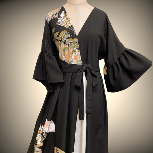 黒留袖の品格 アクセントカラーワンピース 着物リメイク フォーマル  