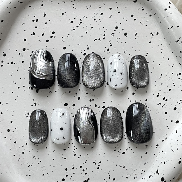 ㉑ ネイルチップ ニュアンスネイル マグネットネイル フラッシュネイル お洒落ネイル 個性派ネイル 1枚目の画像