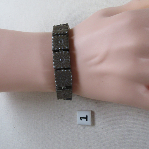 陶器製のバングル バングル・リストバンド ララウェイブ 通販 17938173