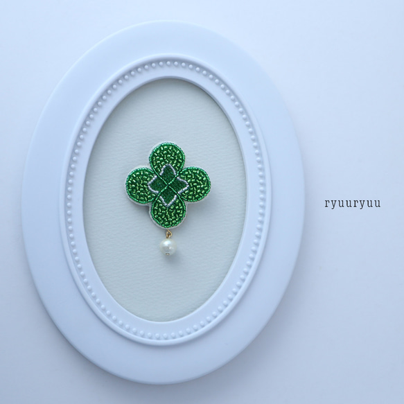 流流ハンドメイドキット054『四つ葉のクローバーブローチ』 2枚目の画像