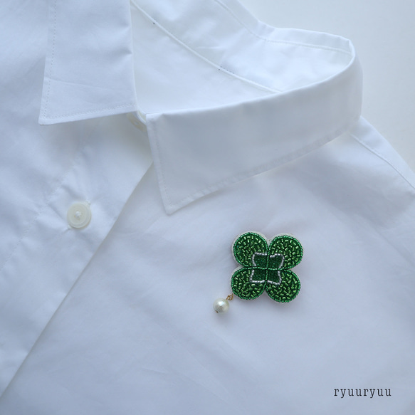 流流ハンドメイドキット054『四つ葉のクローバーブローチ』 1枚目の画像