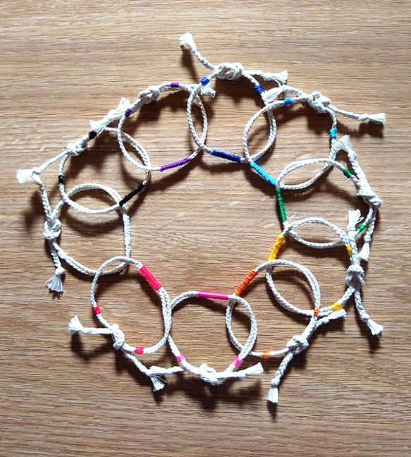 ミサンガ ハンドメイド 【1】 いざなっ ピンク 赤 黄
