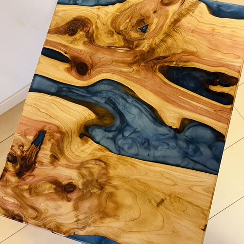 レジンテーブルソファテーブルサイドテーブル貝塚伊吹