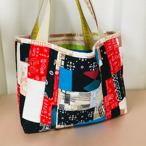 ハギレ色々パッチワークトートバッグ（カラフル）＊ハンドメイド