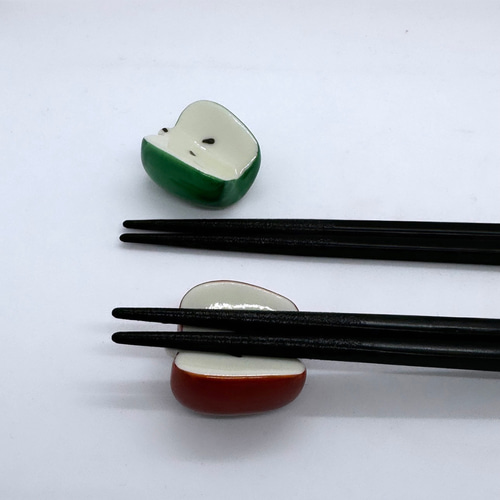 有田焼 りんご 箸置き 箸・箸置き 波佐見焼 tomofac（トモファク