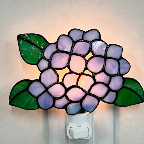ステンドグラス☆紫陽花のお休みランプ スタンドライト ステンドグラス☆紫陽花のお休みランプ スタンドライト