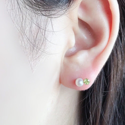 ✴︎太陽の石✴︎宝石質ペリドットとあこや真珠のサージカルステンレスピアス　つけっぱなしOK ８月誕生石アレルギー対応　緑 5枚目の画像