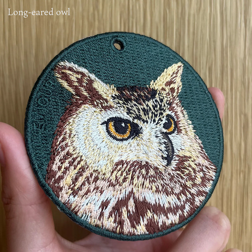 レビュー高評価のおせち贈り物 キーホルダー 刺繍 キーチェーン 野鳥 フクロウ ミミズク シルバー