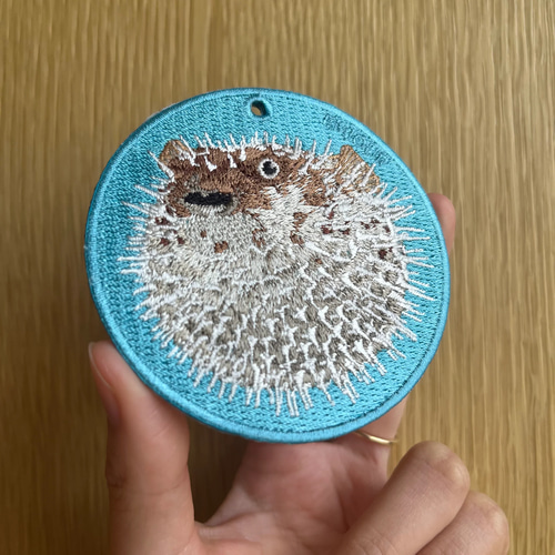 キーホルダー 刺繍 ハリセンボン フグ 河豚 ふぐ キーチェーン