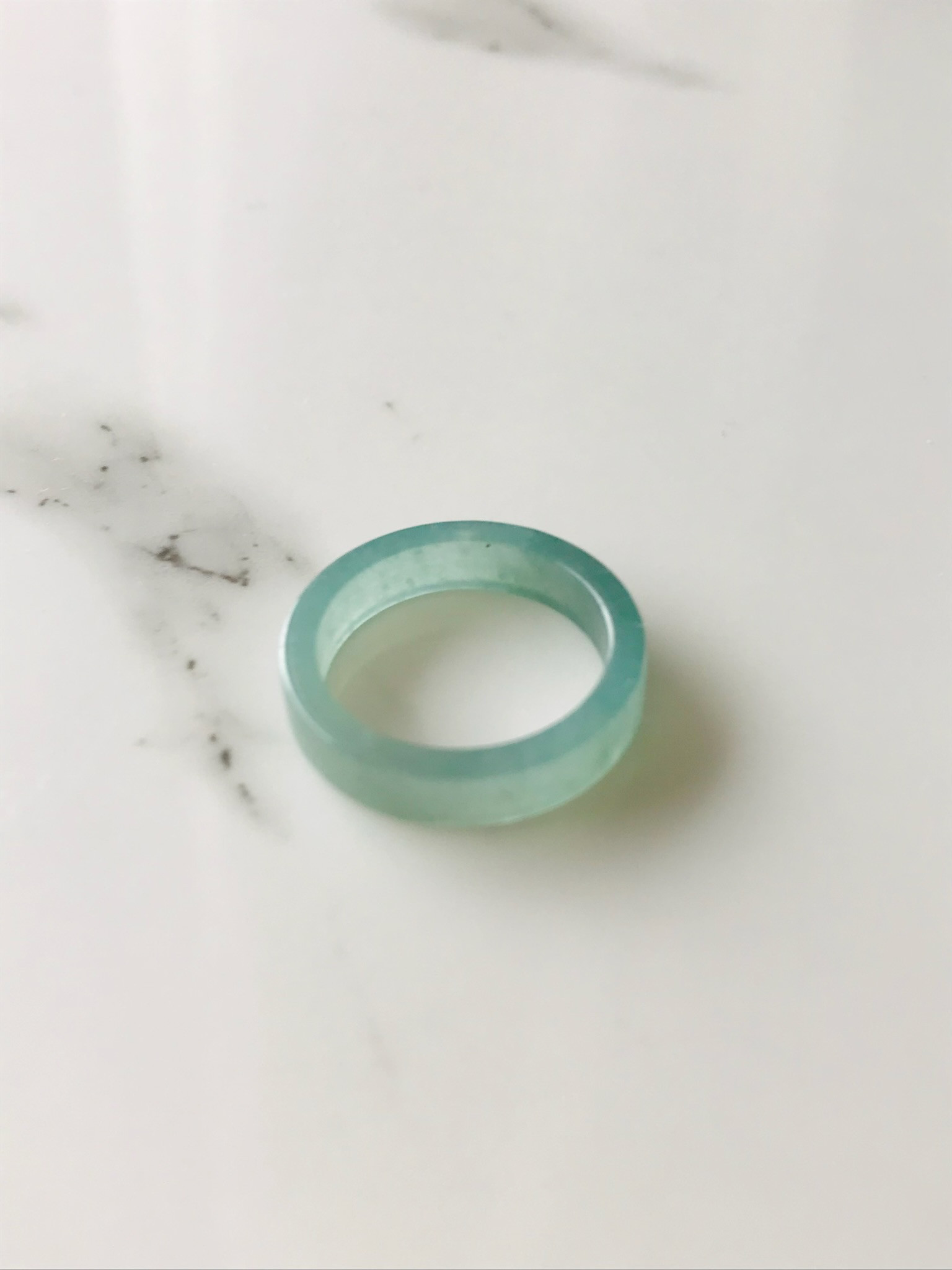 [R300-0102］ ジェイド　JADE ヒスイ　本翡翠　くりぬき　リング　天然石　一点物　グアテマラ産　11号