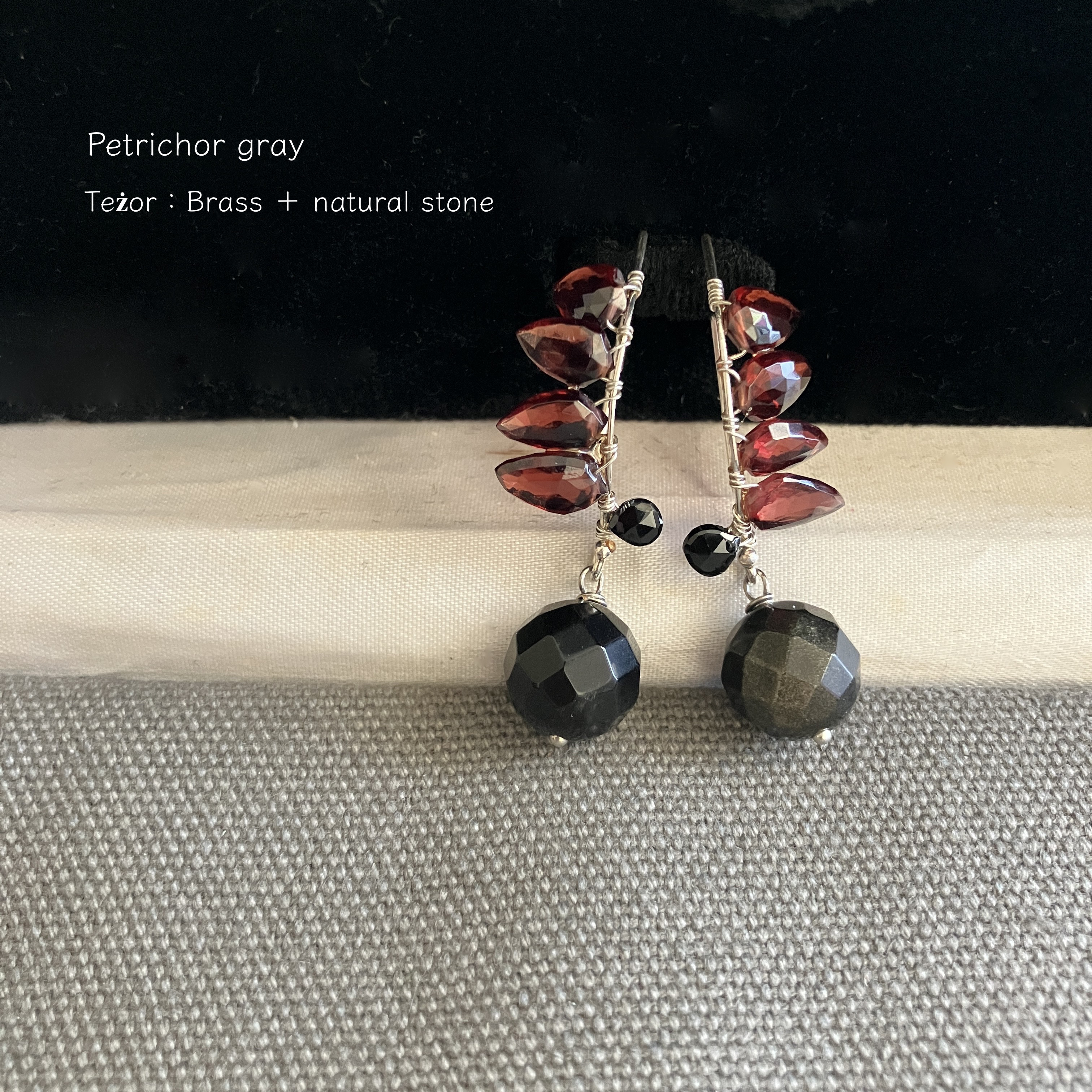 Bird：ガーネットとゴールデンシャインオブシディアンのピアス