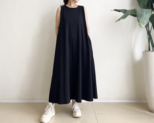 ARAIA アライア　ブラックノースリーブワンピース imgrc0105519654.jpg