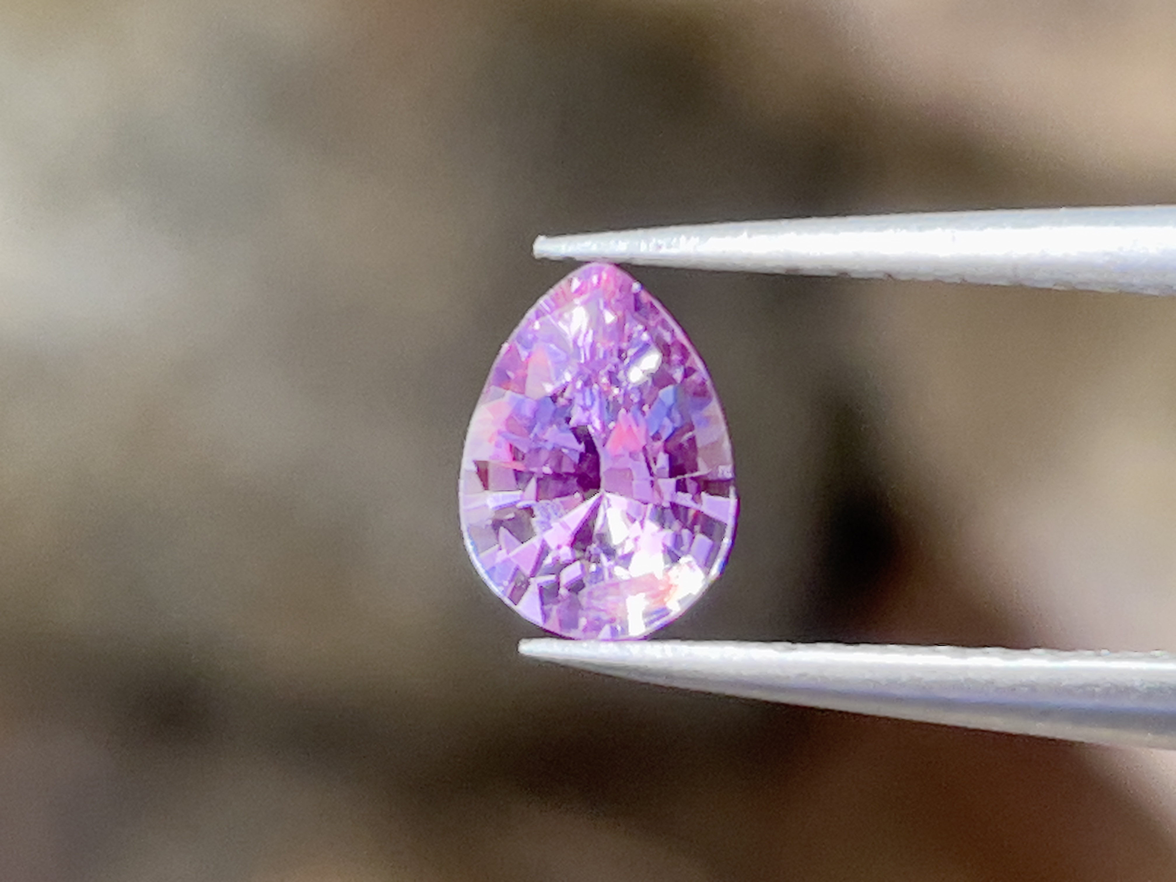 スリランカ産非加熱天然ライトピンクサファイアルース