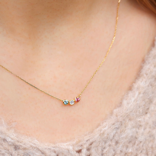 Kei.jewelry「trio」K10ネックレス 3つの石を組み合わせて作る