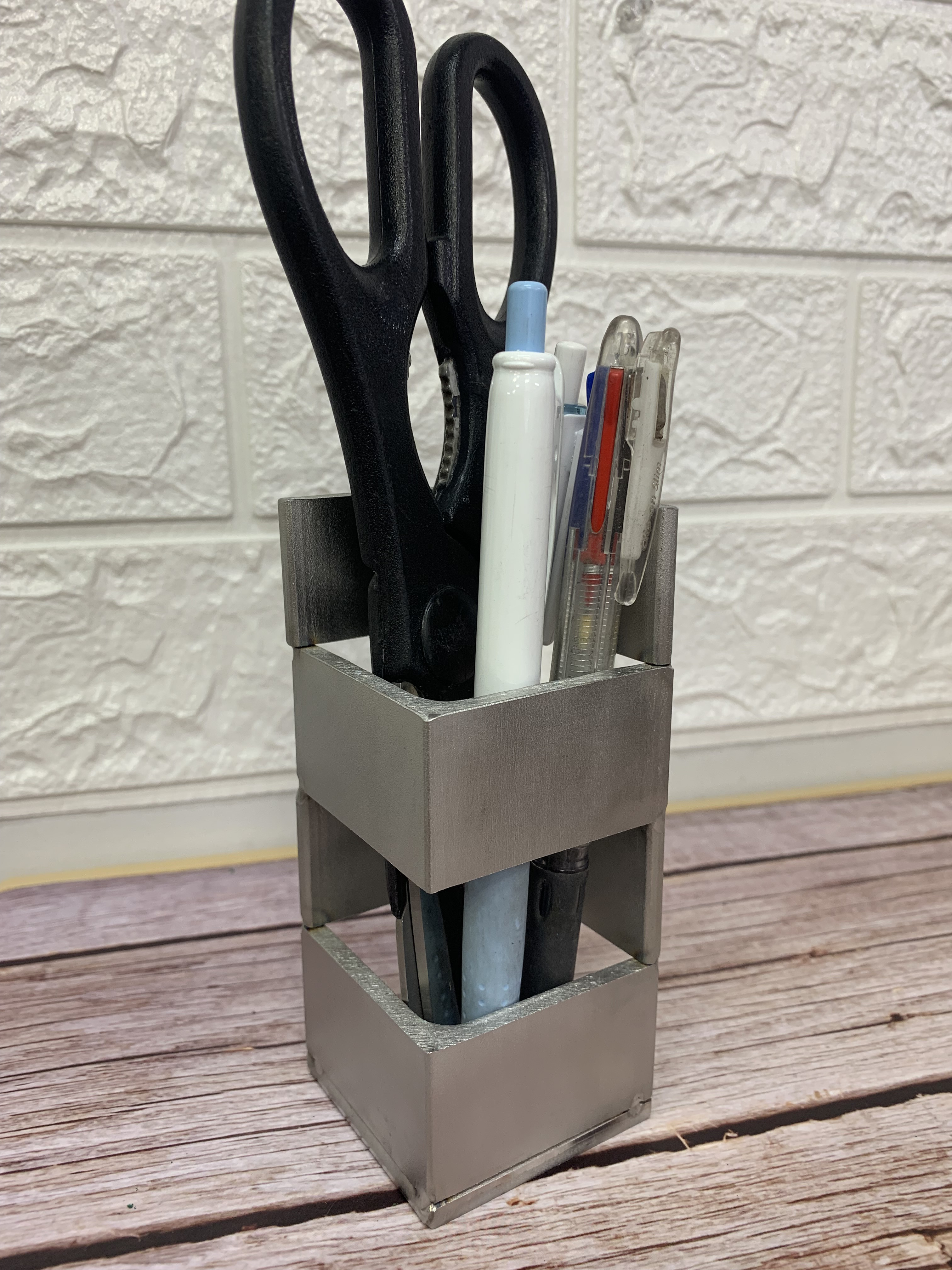 ステンレス製ペンスタンド ArtsOnDesk