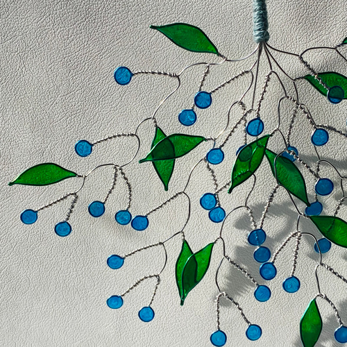 ブルーのかすみ草のワイヤークラフト フラワーアレンジ ステンドグラス