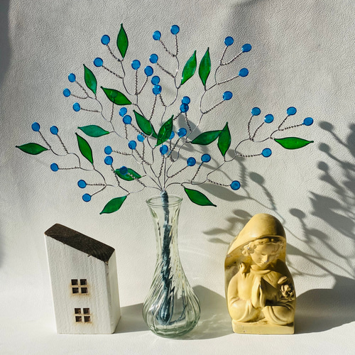 ブルーのかすみ草のワイヤークラフト フラワーアレンジ ステンドグラス