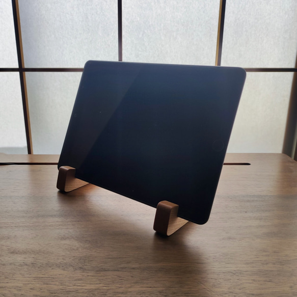 タブレットスタンド 1枚目の画像