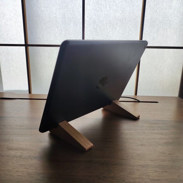 タブレットスタンド 3枚目の画像