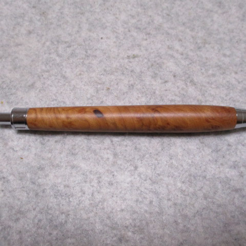 桂(カツラ) 瘤杢 椿油仕上げ 木軸ボールペン(シャープペンシル