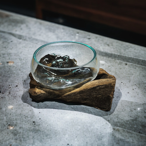 輸入雑貨　バリ島　手吹きガラスアート　オブジェ　天然木仕様　ハンドメイド Amazon.co.jp: 輸入雑貨 バリ島 手吹きガラスアート オブジェ