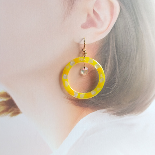 y project クリスタルフープピアス