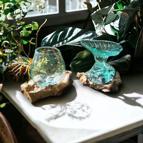 オブジェ☆高級！インテリア♪インスタ映え モールディングが施されたマホガニーの壁装とチッペンデールスタイルの