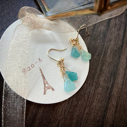 ✨rough stones✨グランディディエライトのピアス/イヤリング ピアス