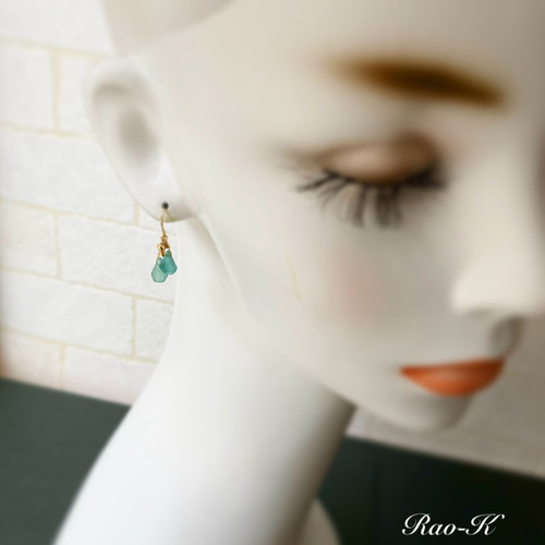 ✨rough stones✨グランディディエライトのピアス/イヤリング ピアス