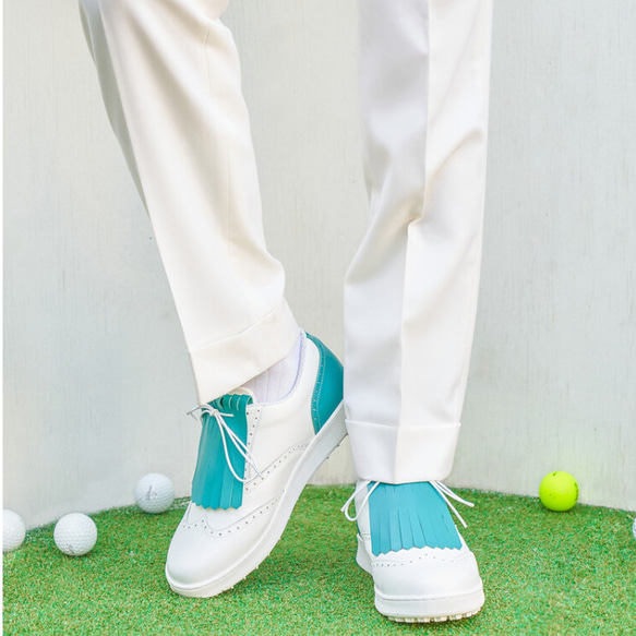 オーダーメイドゴルフシューズ ホワイト/レッド スパイク付き オーダーメイドゴルフシューズ ホワイト/レッド スパイク付き