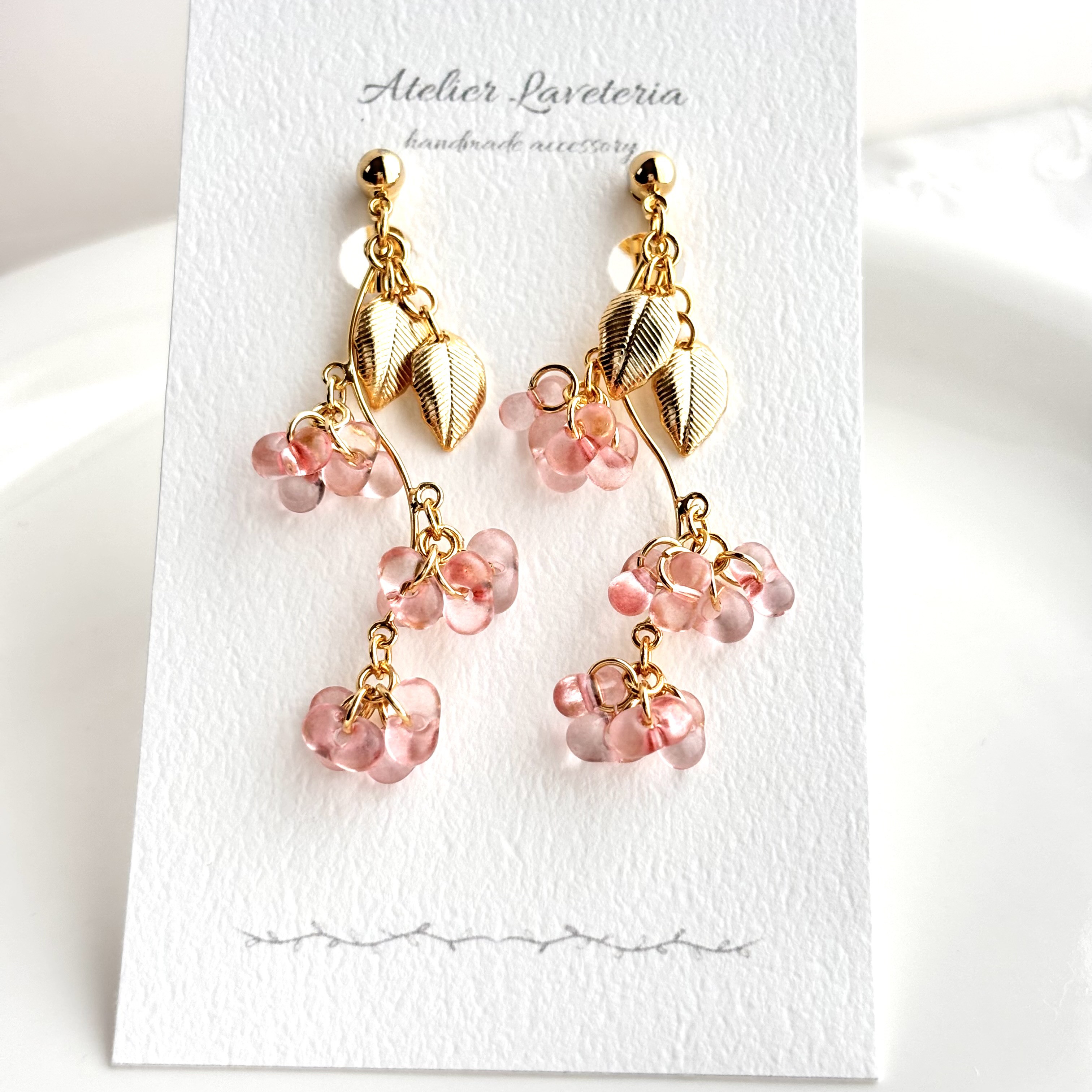 【新作】薔薇×チェコビーズピアス　イヤリング 紫陽花とチェコビーズのリング 【作家：NARUMIDO】 | アイテムで