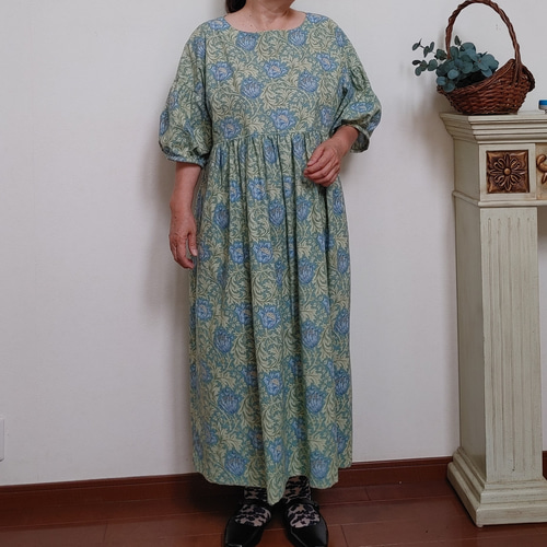 ウィリアムモリス〈アネモネ〉ワンピースfree ワンピース momo 通販