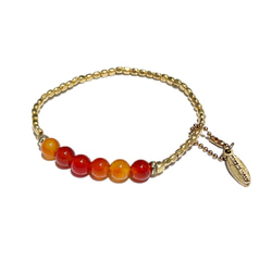 【期間限定SALE 700円OFF】カーネリアンとメタルパーツの チャーム付きブレスレット　天然石 264 7枚目の画像