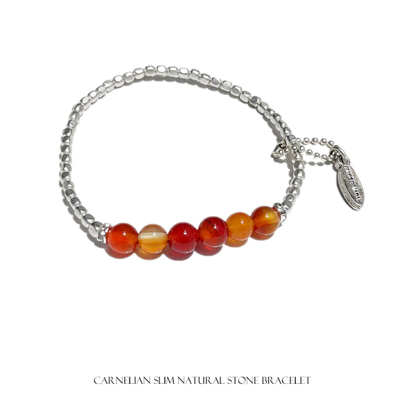 【期間限定SALE 700円OFF】カーネリアンとメタルパーツの チャーム付きブレスレット　天然石 264 3枚目の画像