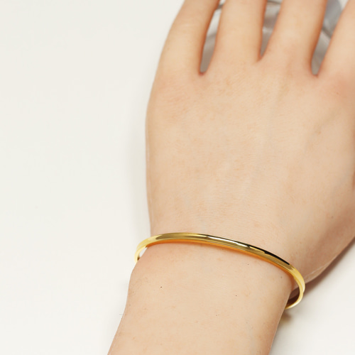 【希少！！】 GOLDバングル 逆甲丸デザインが特徴的 アンティークゴールド アクセサリー