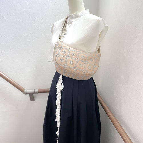 ボディバッグ (小) ミナペルホネン ハンドメイド ウエストバッグ アネモネ ⚮̈ミナペルホネン からだにフィットするボディバッグ 