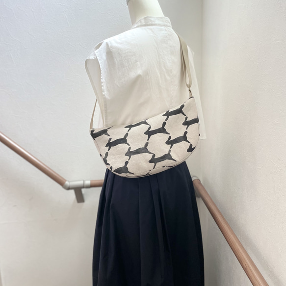 minaperhonen ボディバッグ