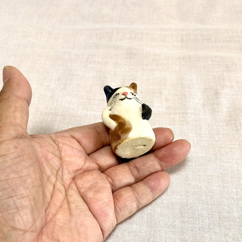 ネコの一輪挿しお部屋に置く小さなインテリア】 一点もの作品 ネコの一輪挿しお部屋に置く小さなインテリア】 一点もの作品