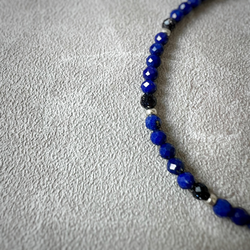 ラピスラズリ×ブルーゴールドストーンの天然石ブレスレット サージカル