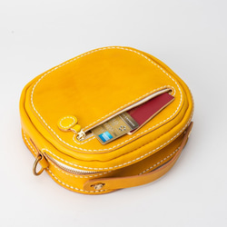 【切線】圓形/圓包，手工真皮單肩包，全手工縫製，兩用包，可手提或肩背 第4張的照片