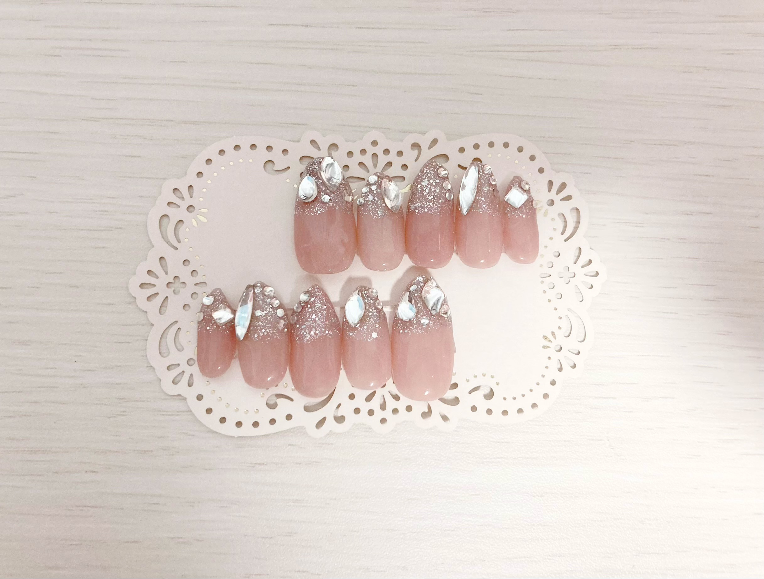 ネイルチップ 量産型 韓国 シンプル ちゅるん フレンチ 黒ネイル 地雷 スナ系 ♥ ネイルチップ 量産型 韓国 フレンチ 黒 ワンホン シンプル