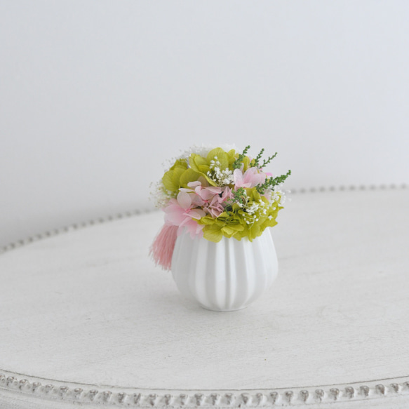 ＜色違い登場＞ジニアと小菊のプリザーブドフラワー仏花、お供え花／お悔み 新盆／ペット用仏花【クリアケース付き】 6枚目の画像