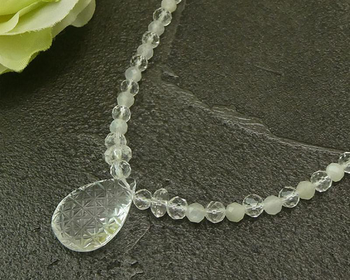 天然石コレクション 裏表で使用可能 RHEA ショートネックレス 楽天市場】【SILVERできました！】パヴェ＆シェルの2連