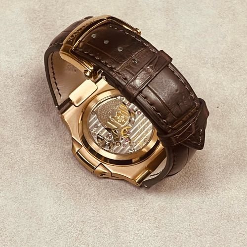 Patek-Calendar-and-World-Time-