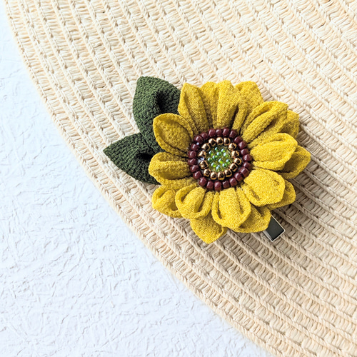 ヘアクリップ つまみ細工 ひまわり 髪飾り 浴衣 着物 和装 結婚式 花火