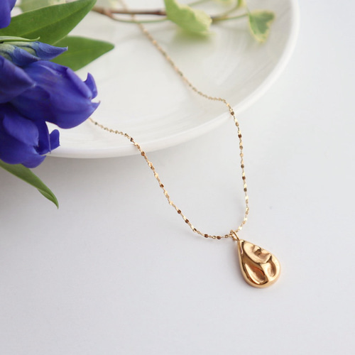 夏限定販売／コーデが完成♪ターコイズ・ドロップネックレス+