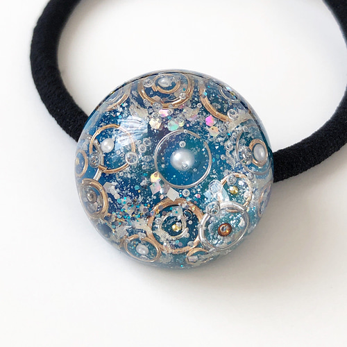 水彩デザイン ライトブルーラウンドレジンヘアゴム 水彩デザイン ライトブルーラウンドレジンヘアゴム